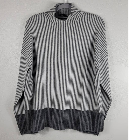 Rachael Ray Sweaters - Rachel Zoe Long Sleeve Turtle Neck Sweater SZ XL